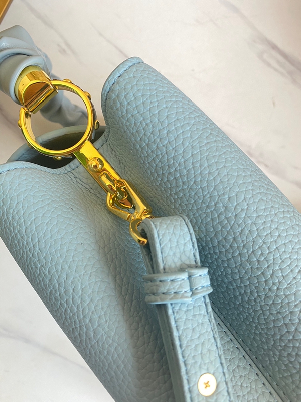 ルイヴィトンバッグ角部分ディテール